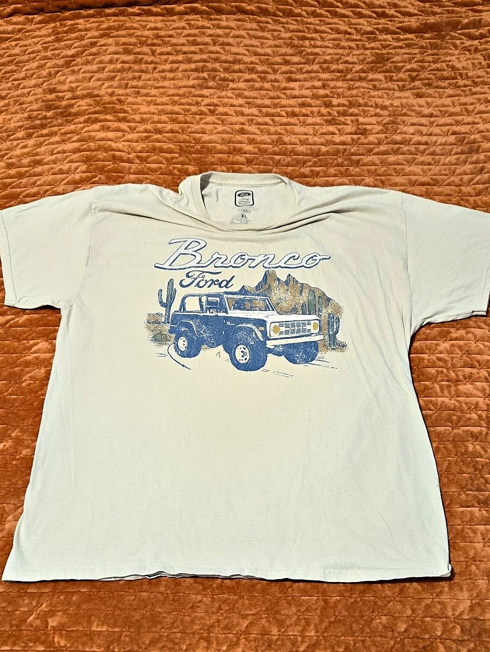 Ford Bronco Graphic Tee in Cream & Blue Size XL Mens Xlnt.cond Ford Brand